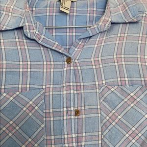 Soft button down plaid flannel shirt